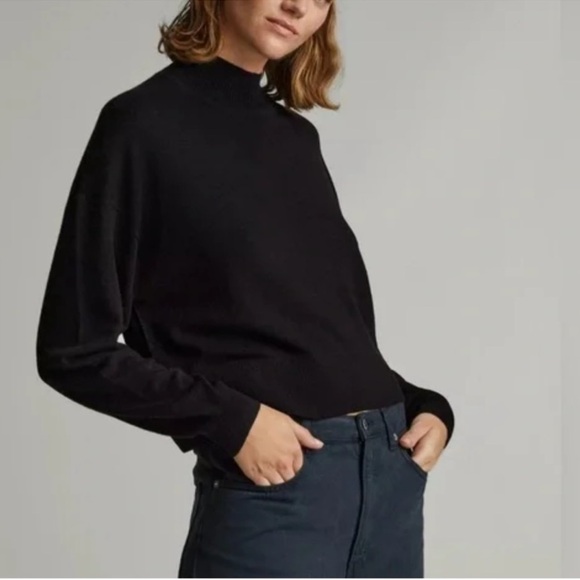 Everlane Sweaters - Everlane Black 100% Cashmere Mock Neck Sweater Fall Winter Cozy Size XL